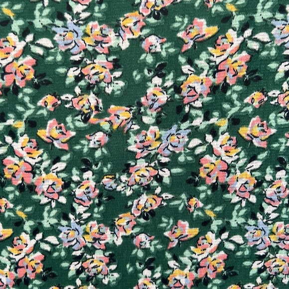 Flowy green floral dress - Picture 3 of 9